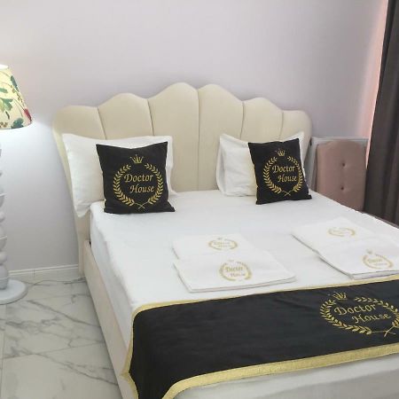 Doctor House Hotel Talas 外观 照片
